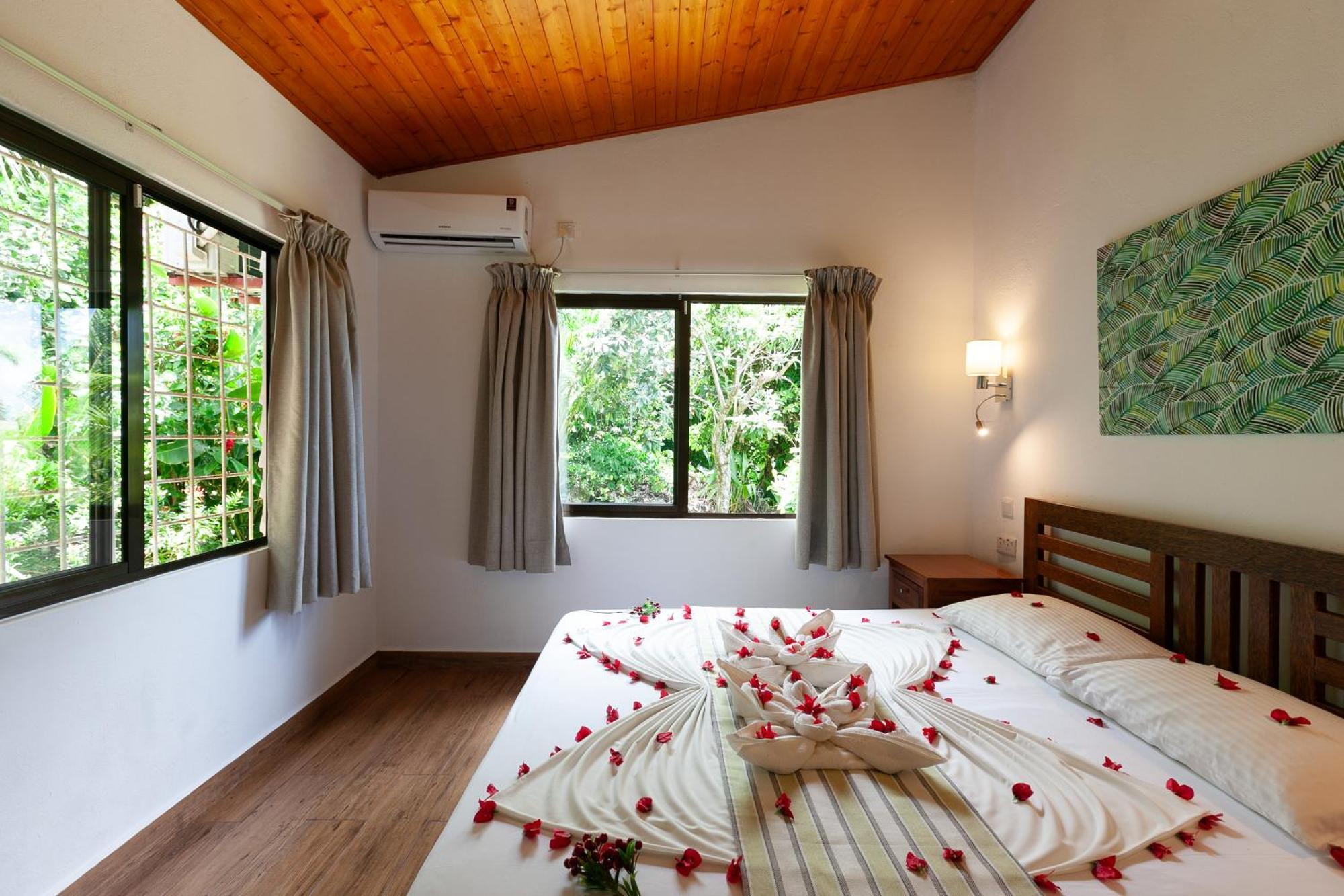 Chalets Cote Mer Baie Sainte Anne Exterior foto